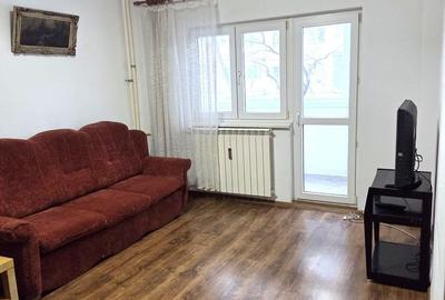 Apartament cu 3 camere decomandat, mobilat în Gorjului