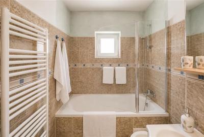Apartament luminos cu 2 camere decomandate, Rasnov, Brasov. - 10