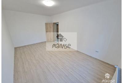 Apartament 3 camere de vanzare, zona Blumana - 2