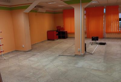 Spațiu comercial versatil, curte proprie și parcare, Biharia - 5