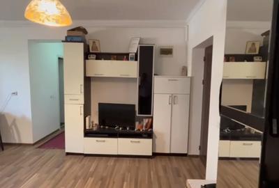 Apartament cu 2 camere semidecomandat, mobilat în Central
