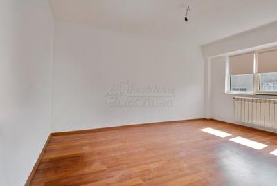 Apartament cu 3 camere de vânzare în Mangalia, 600 m până la plajă . - 4