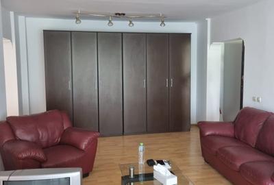 Apartament 3 camere - Decebal - 3