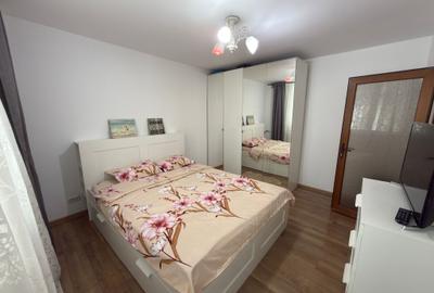 Inchiriere 3 camere langa metrou, etaj 1, Ozana, Sergent Dumitru Pene, nr. 2 - 4
