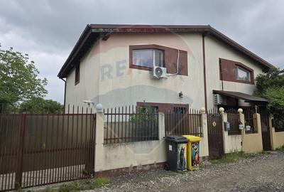 De vanzare Casă / Duplex - 2