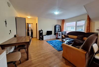 Apartament cu 2 camere semidecomandat, mobilat în Florești