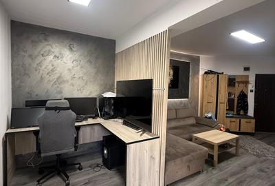 Apartament cu 2 camere semidecomandat în Mărăști