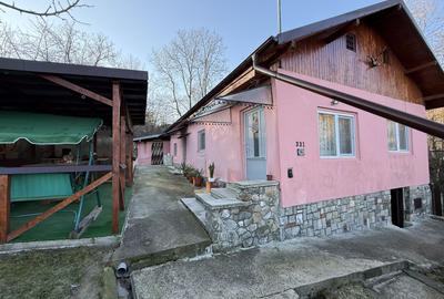 Casa demolabila  și teren 800mp cu toate utilitățile deschidere 26,5mp - 21