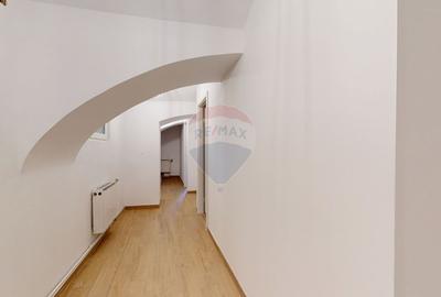 Comision 0%| Spațiu comercial| Centrul vechi| Disponibilitate imediată - 3