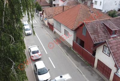 Atelier de vânzare, transformabil în casă de locuit, pe strada Váradi József! - 4