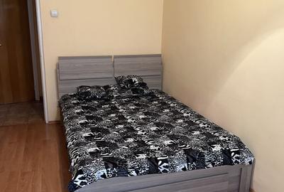 Apartament cu 2 camere decomandat, mobilat în Titan