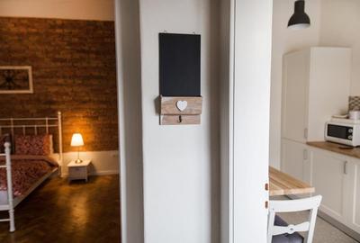 COMISION 0 - Apartament cu 1 camera zona ULTRACENTRALA cu loc de parcare - 1