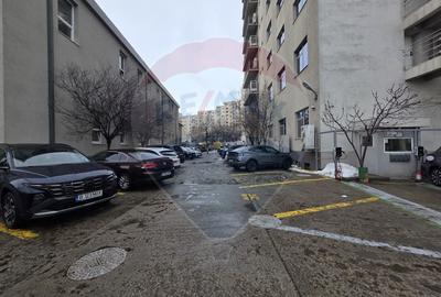 Spațiu de birouri de 1,780mp de vânzare în zona 13 Septembrie - 16