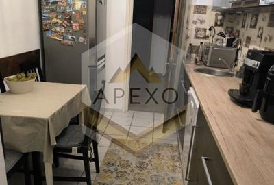 Apartament cu 3 camere decomandat, mobilat în Răcădău