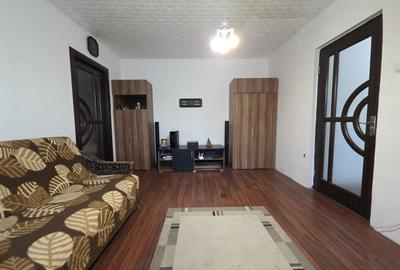 Apartament 3 camere, etaj 1, Grigore Alexandrescu - 2