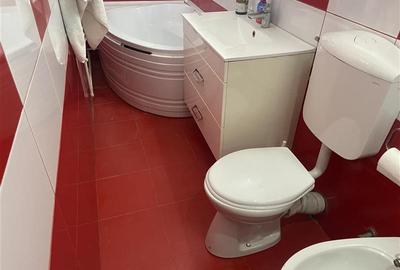 Apartament 3 camere , zona centrala Inspectoratul Scolar,  et 4 4, decomandat , - 11