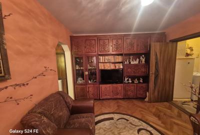 Apartament 2 camere | Zona Dărmănești | Etaj 3 - 8
