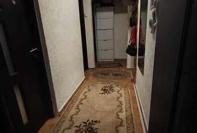 Etaj 2, zona Alexandru Familial, 3 camere - 3
