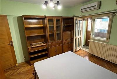 Apartament de vanzare 3 camere Decebal - 3