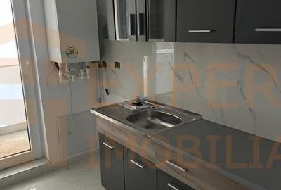 Garsoniera finisata Mamaia Nord, la 30 m de promenada - 1