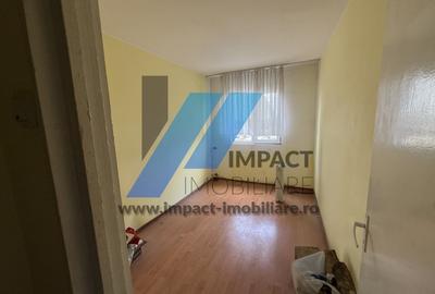 3 camere semidecomandate, nemodernizat, etaj9/10, Craiovita - Statia 30 -Orizont - 2