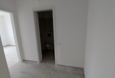 Berceni Sfintii Brancoveanu - 2 camere balcon spectaculos gata de mutat - 3