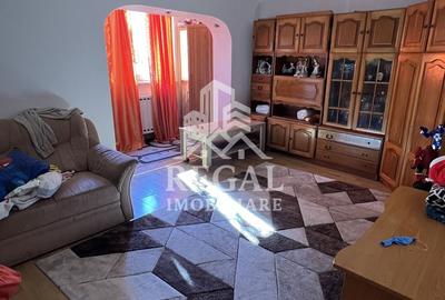 Apartament 3 camere de vânzare – Micro 5/1, Bd. Traian - 4