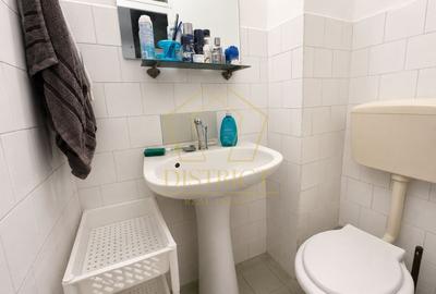 Apartament cu 3 camere decomandat | Calea Sagului - 12