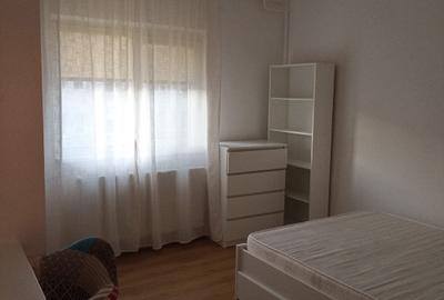 Ocazie , de inchiriat  apartament 3 camere - 8