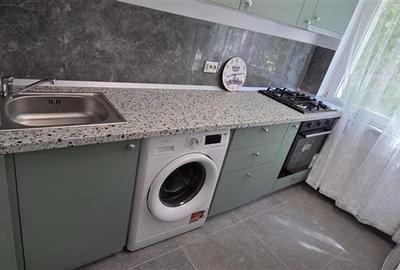 Apartament cu 2 camere decomandat, mobilat în Teiul Doamnei