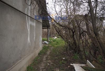 Casă individuală cu 2 camere în Central