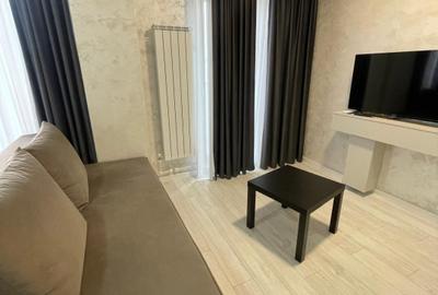 Apartament cu 2 camere decomandat, mobilat în Central