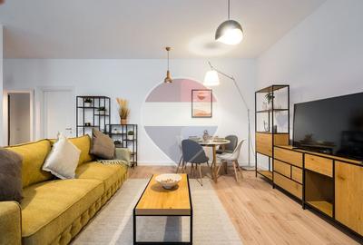 Apartament cu 3 camere decomandat, mobilat în Calea Victoriei