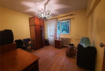4 camere Piata Iancului, etaj intermediar,an 1978 - 25