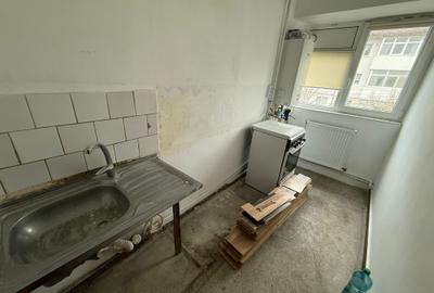 Apartament 2 camere etaj 2- str  Miron Costin - Zona Teatru - 3