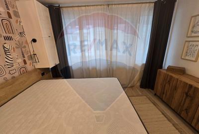 DE INCHIRIAT Apartament 2 camere Calea Victoriei - 9