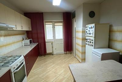 Soarelui - 3 camere decomandat- parter-centrala proprie - 1
