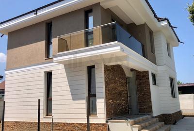 Casă individuală cu 5 camere în Cernica