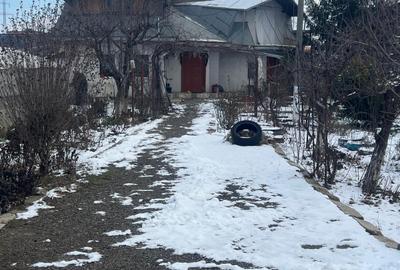 Casă individuală cu 4 camere în Exterior Est