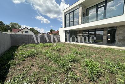 Duplex cu 5 camere în Iancu Nicolae
