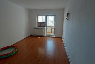 Apartament cu trei camere Pitesti-Arges - 15