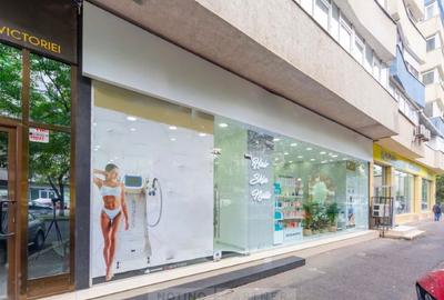 Spatiu comercial P-ta Victoriei, 117 mp utili, 10.26 ml fatada, nou renovat - 2