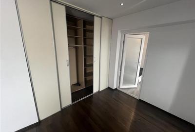 Apartament 2 camere, etaj 8, lift nou, zona Piata Unirii- scoala 9 - 12