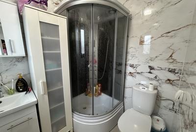 Casă de vânzare, 4 camere, 2 bai - 128 mp utili + 18 mp terasa - Zona Lidl - 12