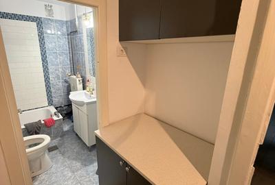 Garsoniera Bd. Dacia, bloc interbelic, risc 2, etajul 5, semimobilata - 4