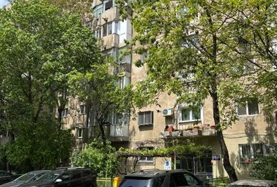 Apartament 4 camere strada Dorneasca, numar 13, sector 5 - 10
