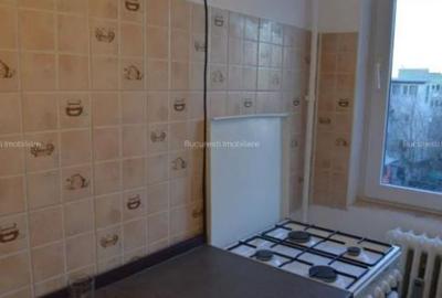 Garsoniera,Stefan cel Mare,bl.1980,MIXT,reabilitat,et.3/8,DECOMANDATA,Amenajata - 1