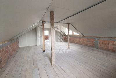 Casa individuala cu teren generos de 898 mp,Sag zona Centrala - 12