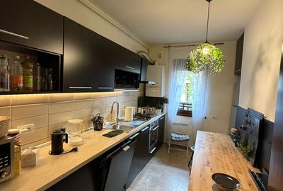 3 camere decomandat, bloc 2010, metrou Straulesti, pereti interiori din caramida - 1