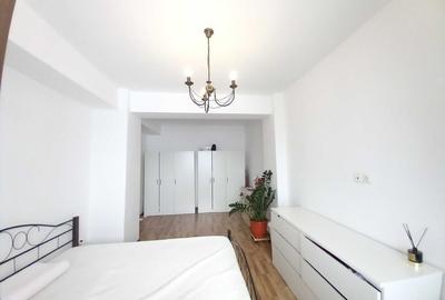 Apartament cu 4 camere în Băneasa